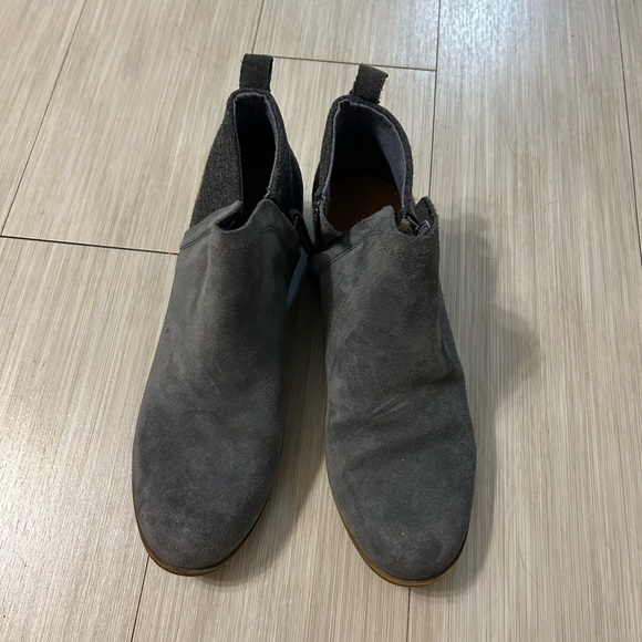 Toms Gray Suede Ankle Booties - Picture 6 of 11